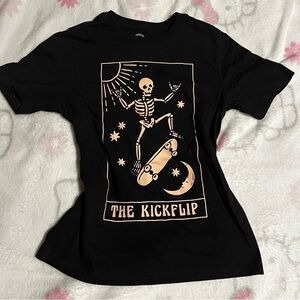 🖤Black Graphic Tee🖤